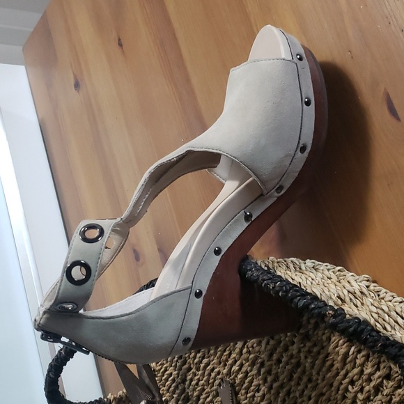 Jambu handcrafted shoes - Picture 2 of 5